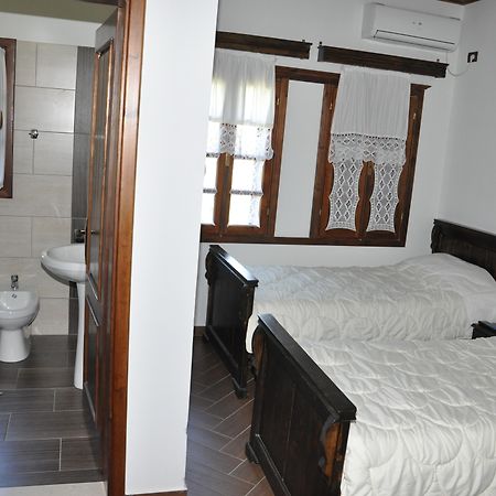 Hotel Kaceli Berat Bagian luar foto