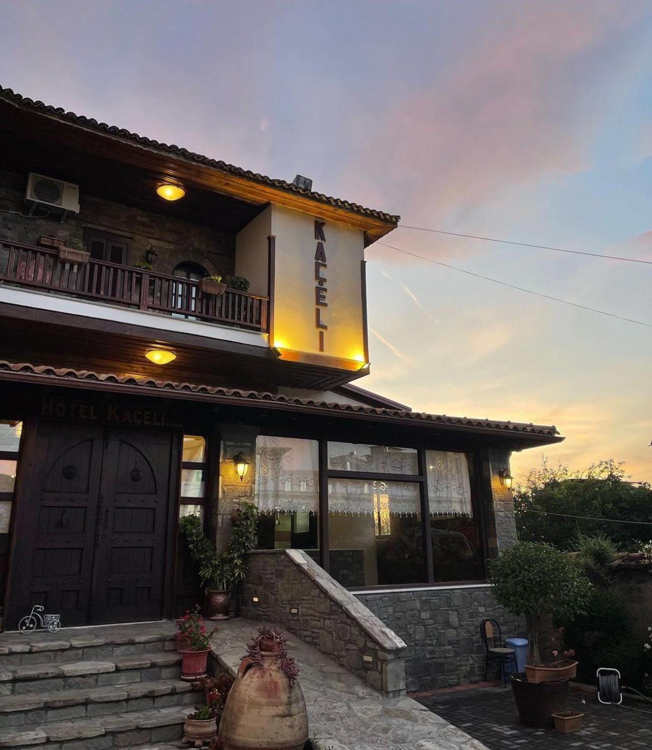 Hotel Kaceli Berat Bagian luar foto